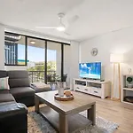 Unit 66 Grand Pacific Resort Bulcock St Caloundra