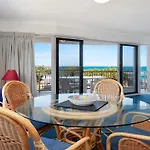 Pandanus Shores Unit 4 Kings Beach Qld