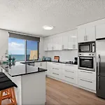 Edgecliffe Unit 2 4 Esplanade Bulcock Beach
