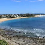 Stylish 1950S Moffat Beach House