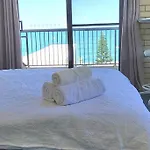 Ocean View Beachside 3 Bedroom 2 Bathroom Unit