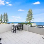 Kings Edge Unit 4 Kings Beach Qld