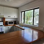 Kings Way Apartments