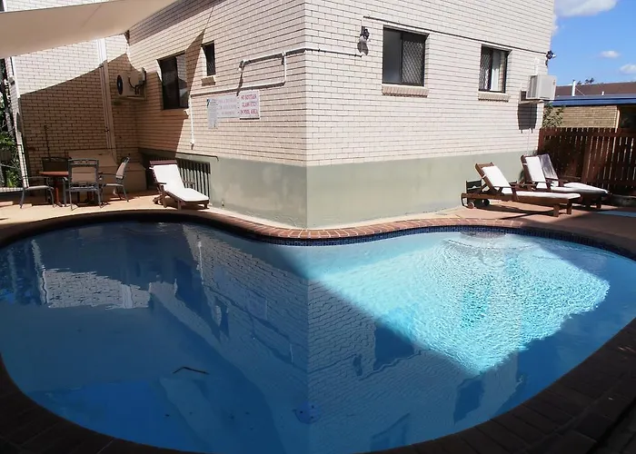 Beachside Court Holiday Apartments