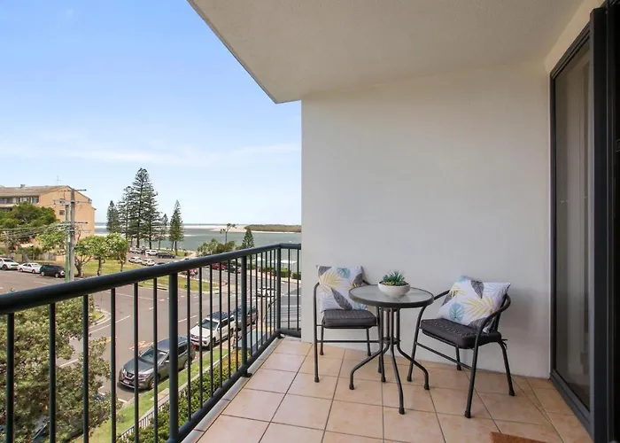 Unit 66 Grand Pacific Resort Bulcock St Caloundra