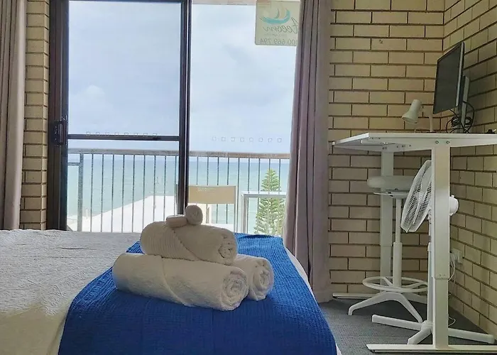 Ocean View Beachside 3 Bedroom 2 Bathroom Unit