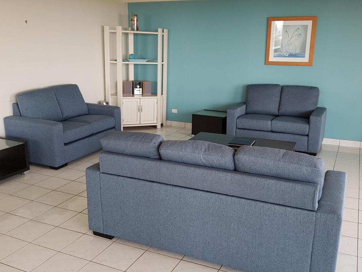 Burgess @ Kings Beach Aparthotel Caloundra