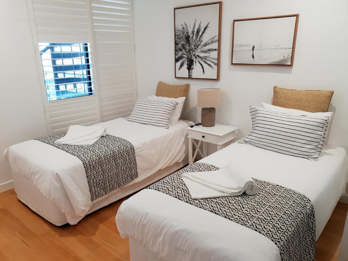 Kings Row 4* Caloundra