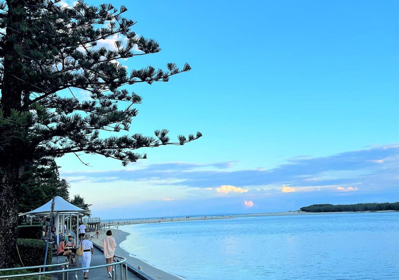 Kings 2 Bedroom W Pool And Access * Caloundra
