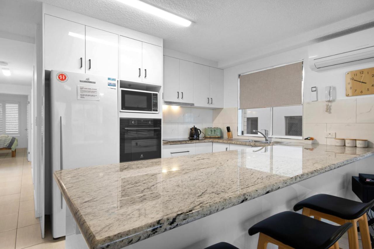 Capeview - Right On Kings Aparthotel Caloundra