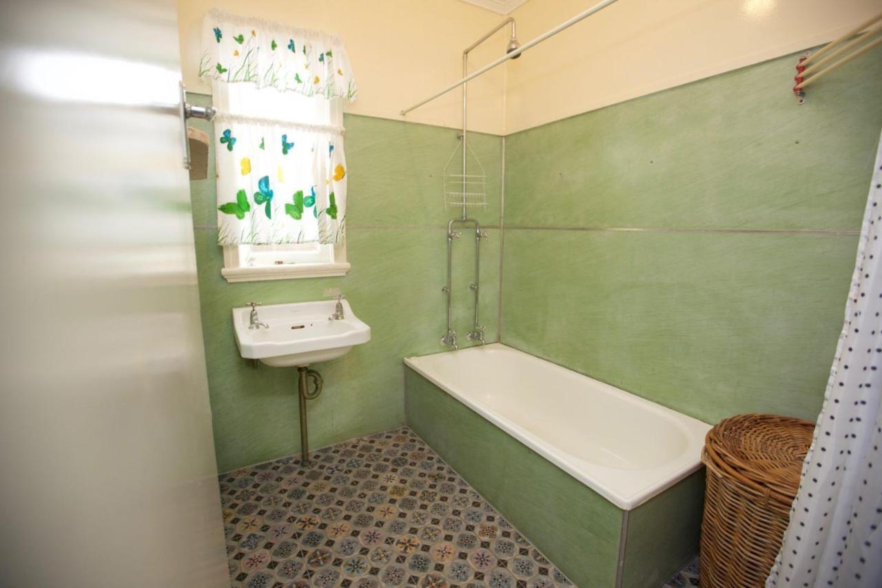 23 Bryce St Moffat Holiday home Caloundra