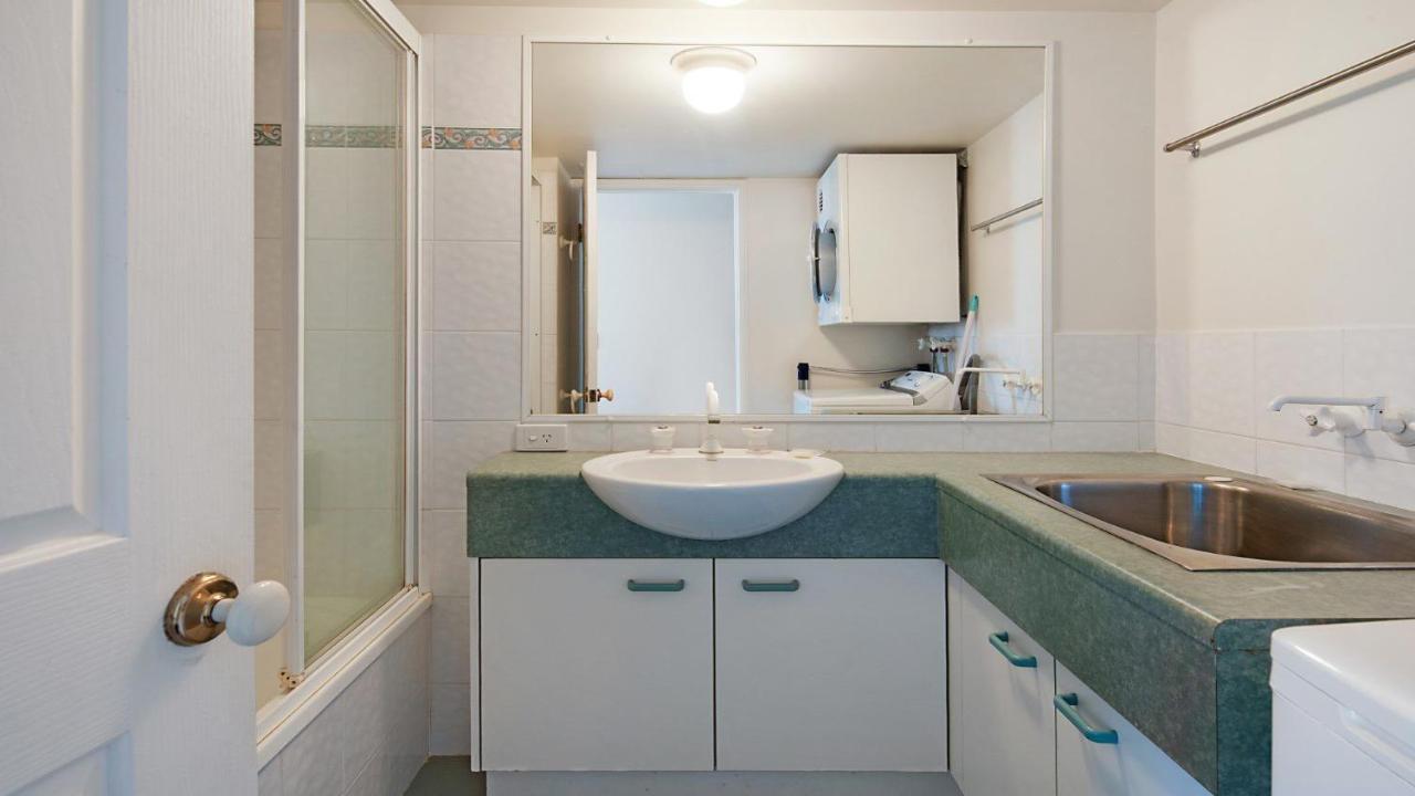 Pandanus Shores Unit 4 Kings Qld Caloundra