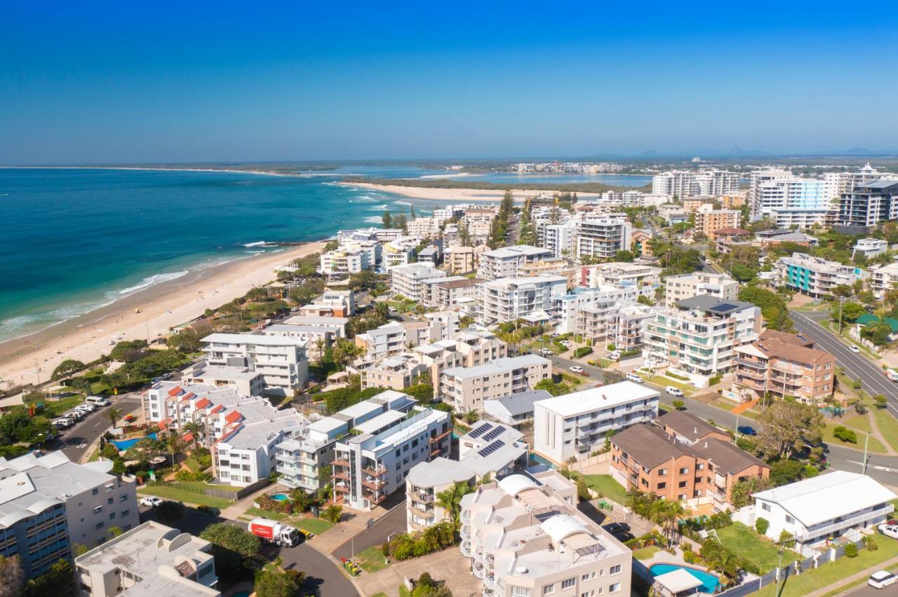 Modern 2br Beachside - Kings Apartment Caloundra