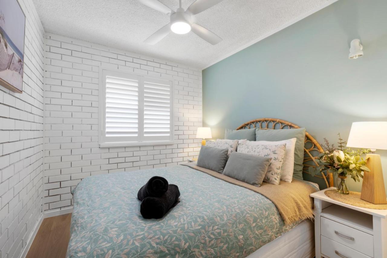 Modern 2br Beachside - Kings Caloundra