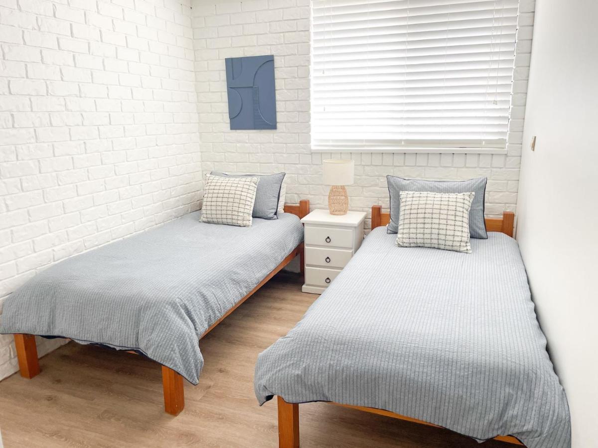 Merrima Court Unit 14 Kings Qld Holiday home *