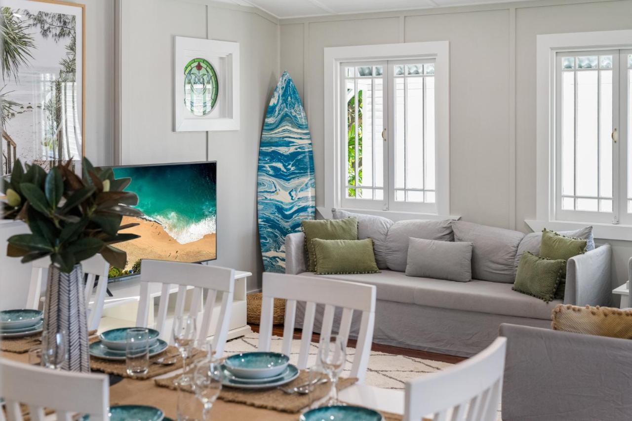 Stunning 4 Bedroom House - Dicky Original * Caloundra