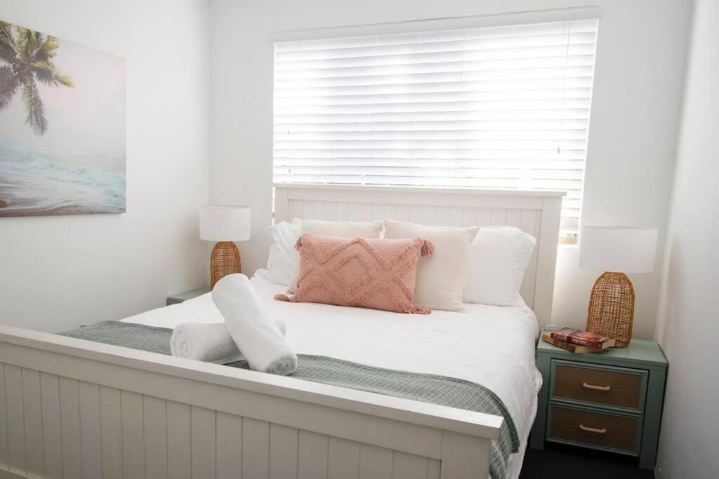 Apartment Callie Escape - Beachside View, Family Friendly, Walk Everywhere