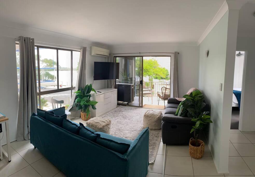 Apartment Callie Escape - Beachside View, Family Friendly, Walk Everywhere Caloundra