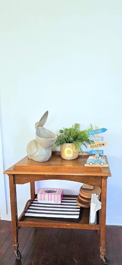 Leeding Shores * Caloundra