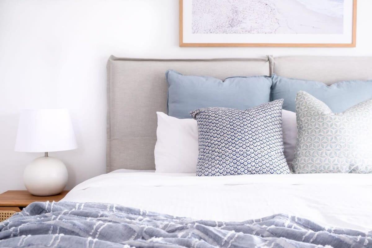 Spacious Seaside Oasis On Dicky Caloundra