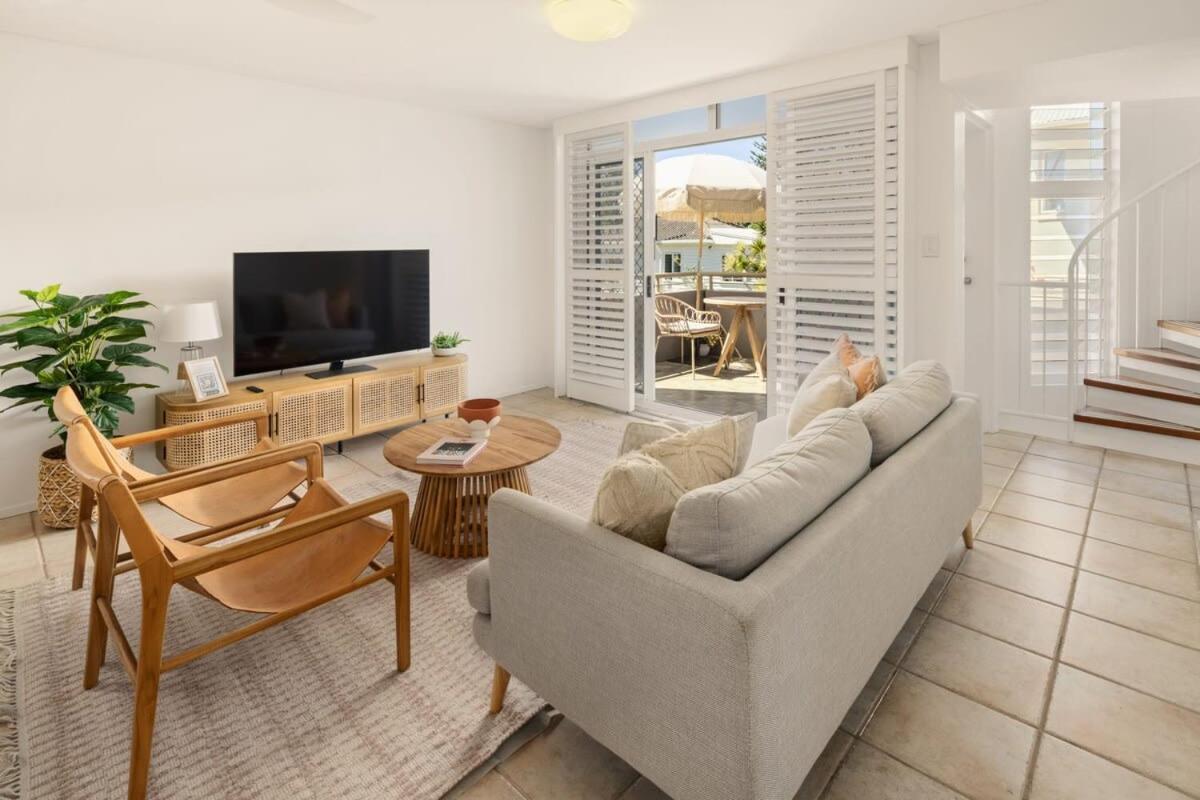 Spacious Seaside Oasis On Dicky * Caloundra