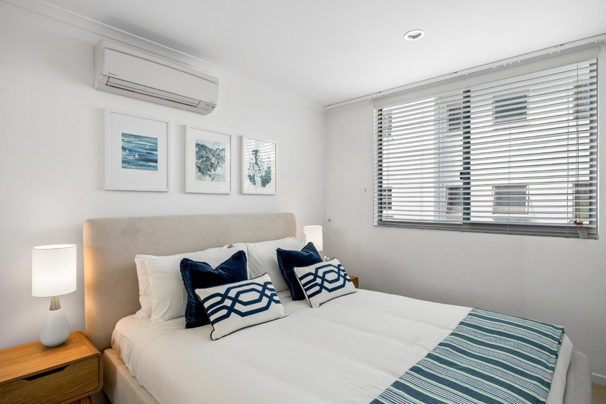 Beachside Stunning 3-bed With Ocean View & Pool *