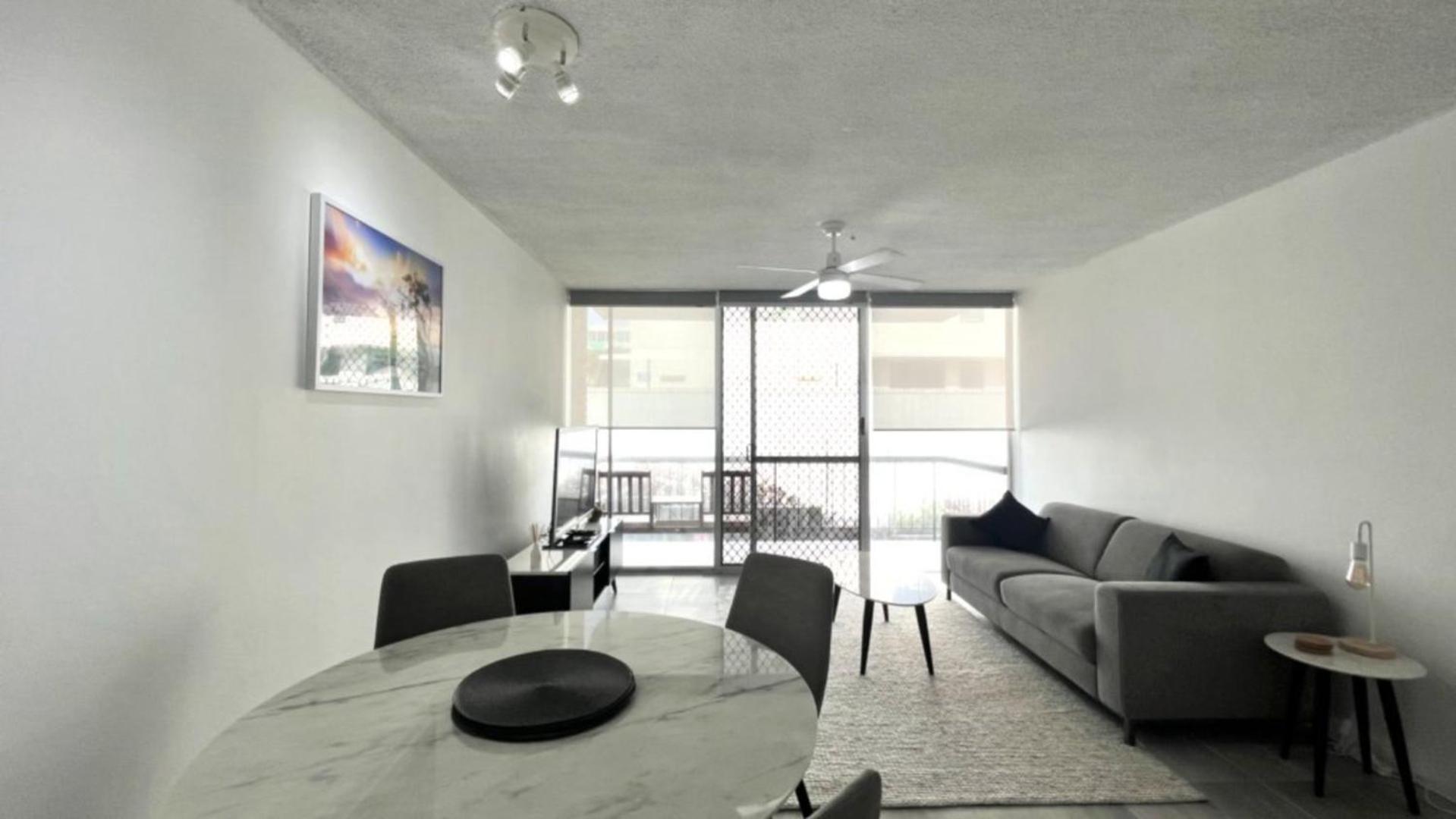 Unit 4 ' Re Del Mar,' Kings Caloundra