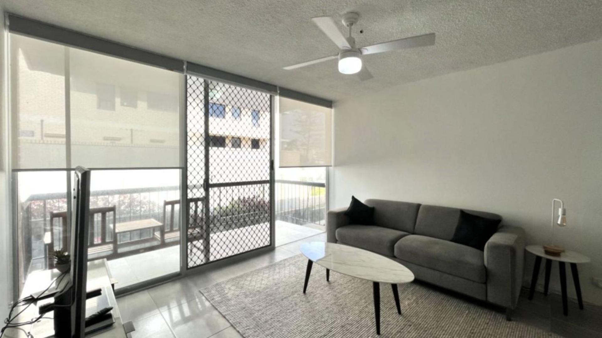 Unit 4 ' Re Del Mar,' Kings Apartment *
