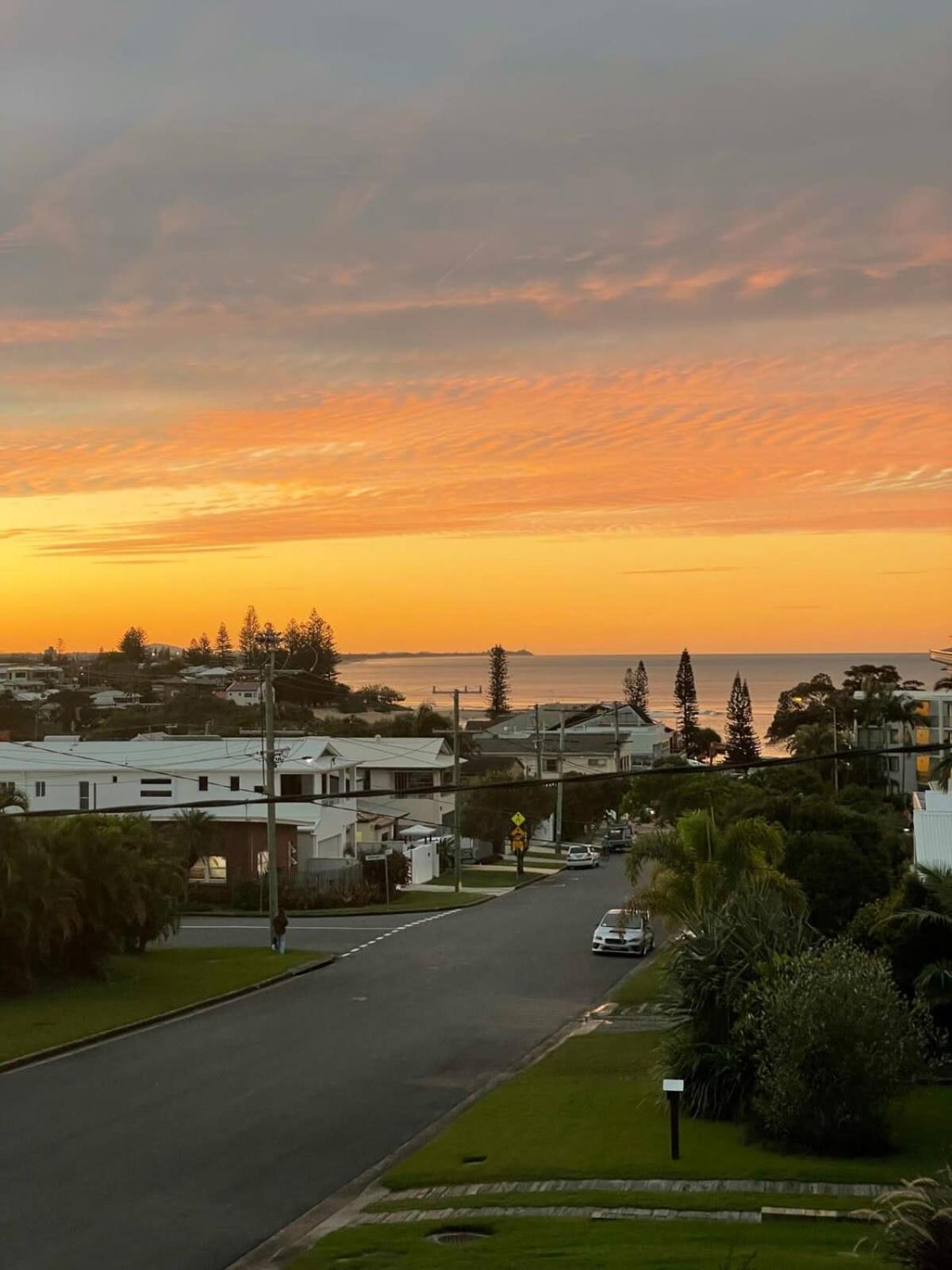 Moffat Retreat, Pet-friendly & Ocean Views * Caloundra