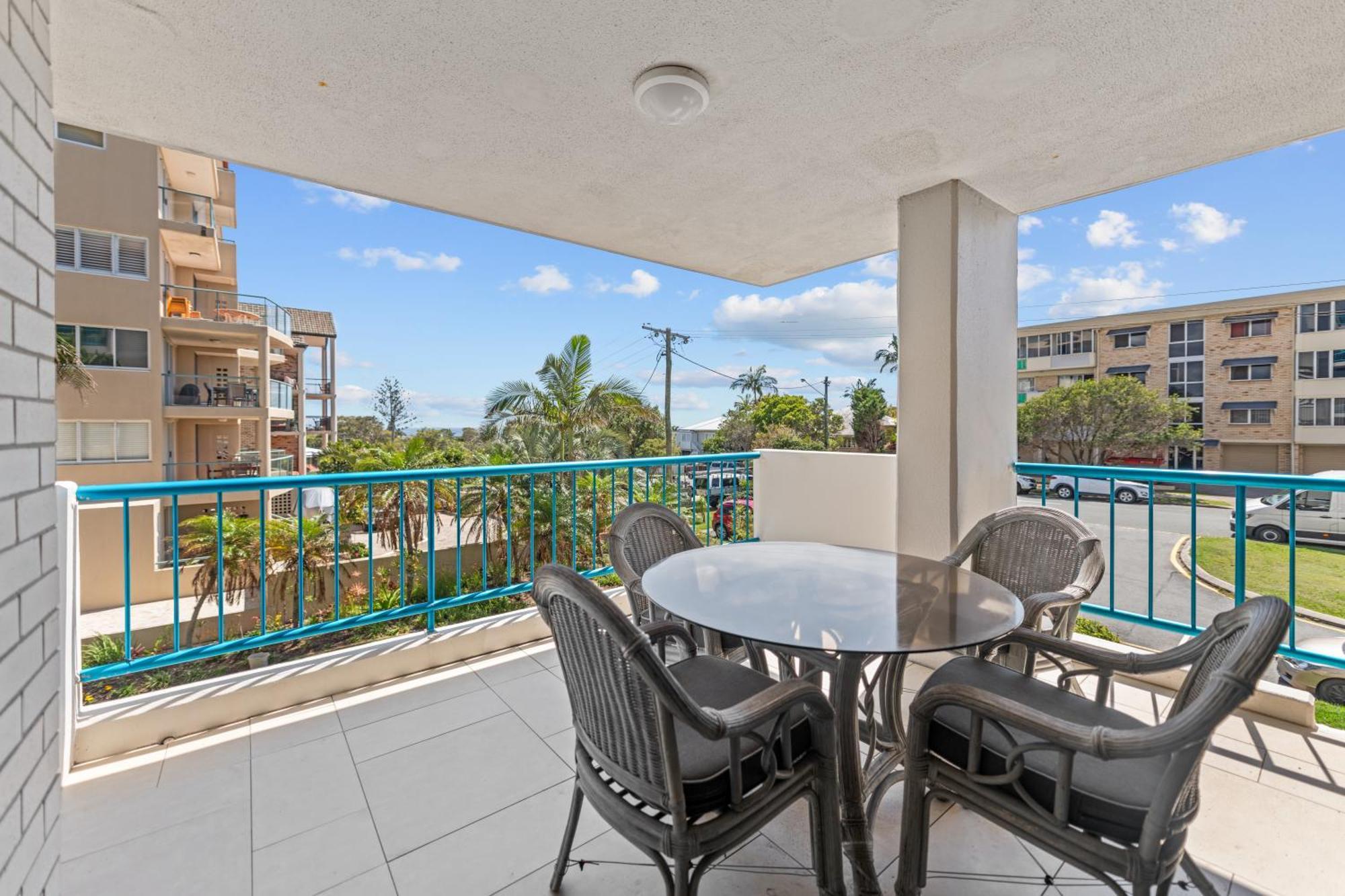 Aparthotel Burgess @ Kings Beach Caloundra