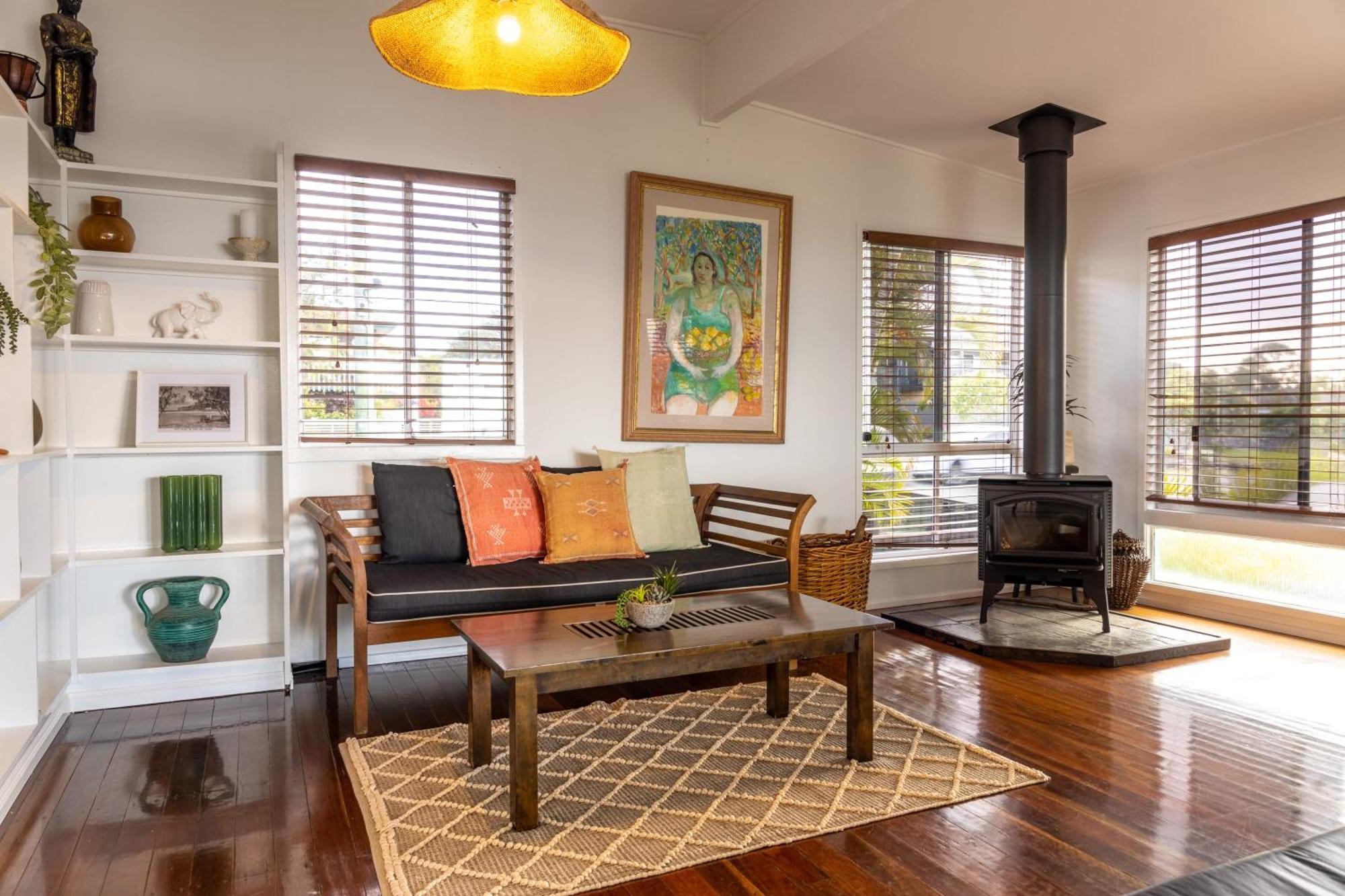 Moffat Retreat, Pet-friendly & Ocean Views *