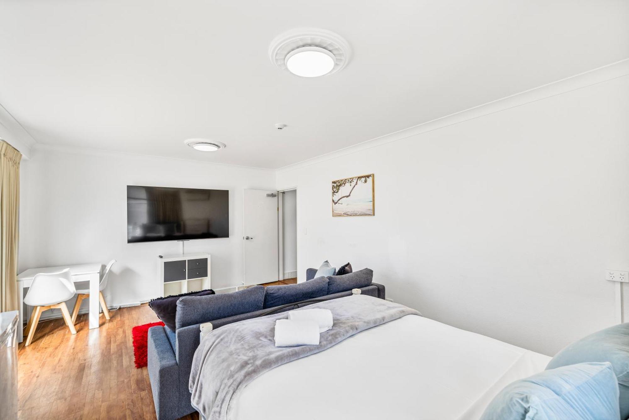 Belaire Place Aparthotel 3*