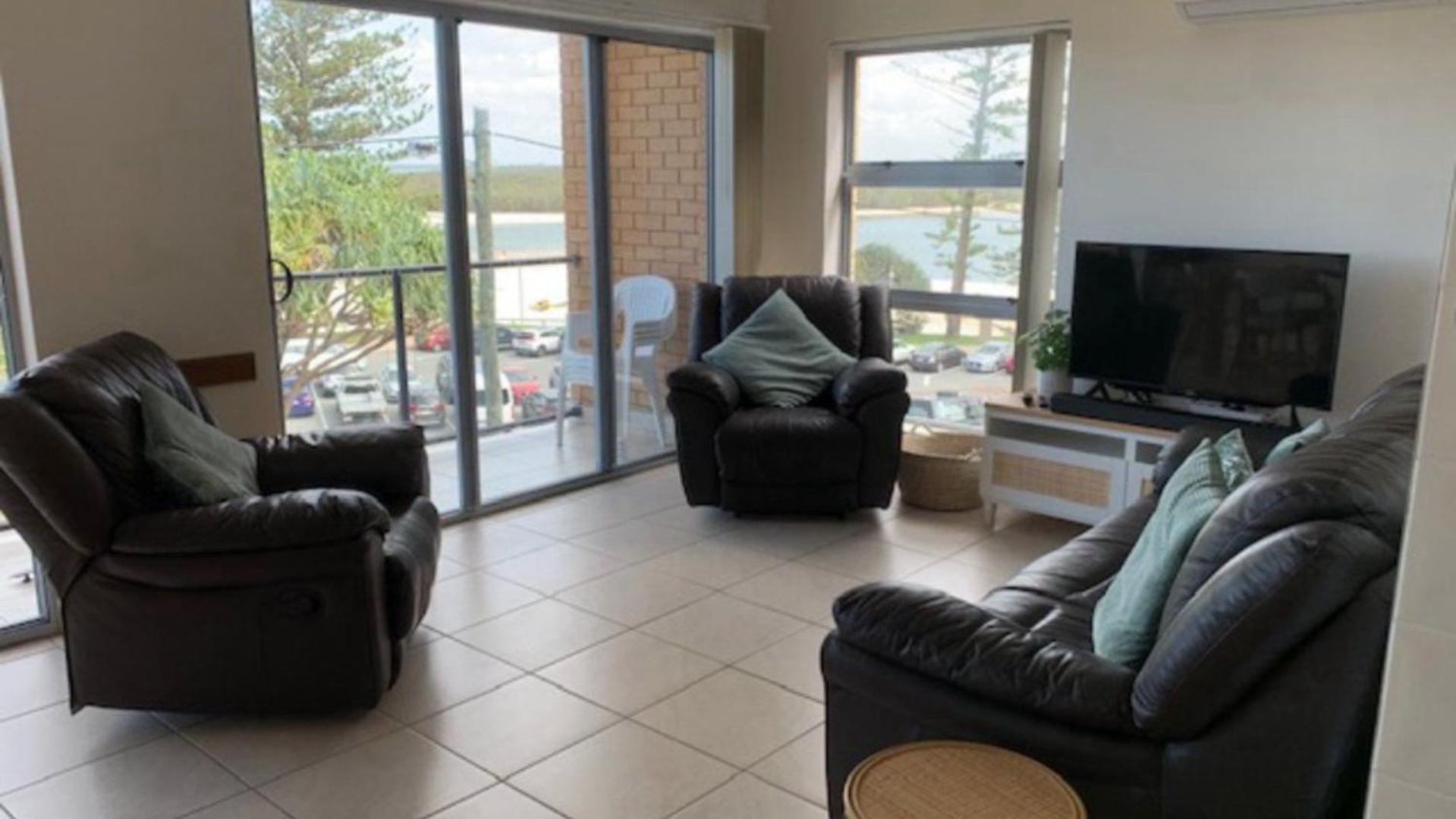 Apartment #3 Moondara, Bulcock Esplanade W - View Caloundra
