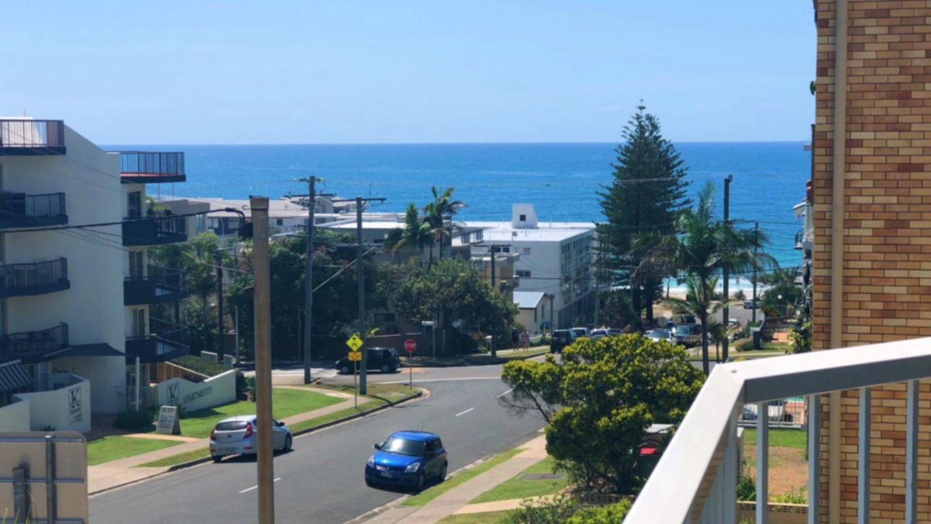White Opal Unit 4 * Caloundra