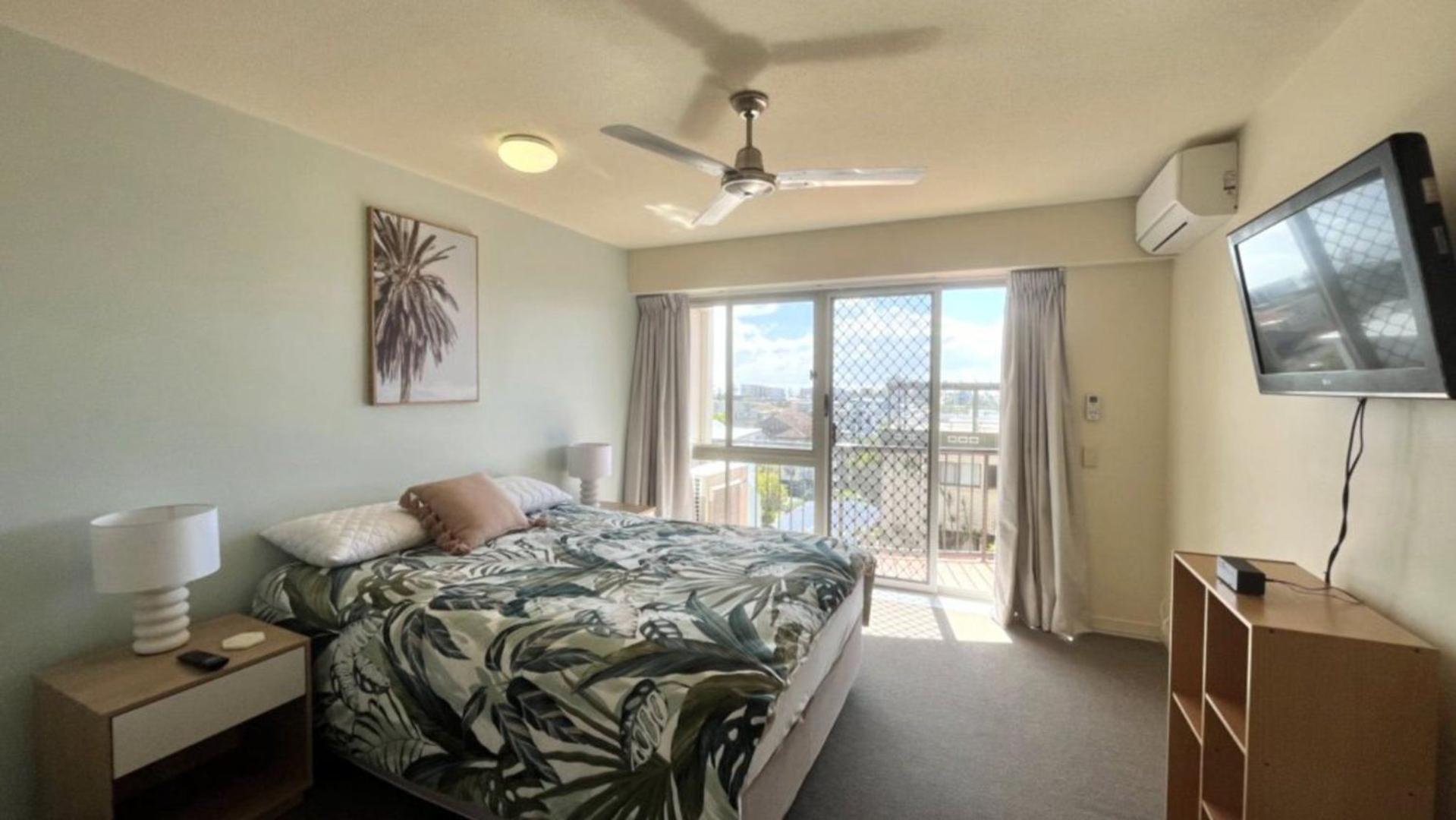 Highpoint Unit 2 Caloundra
