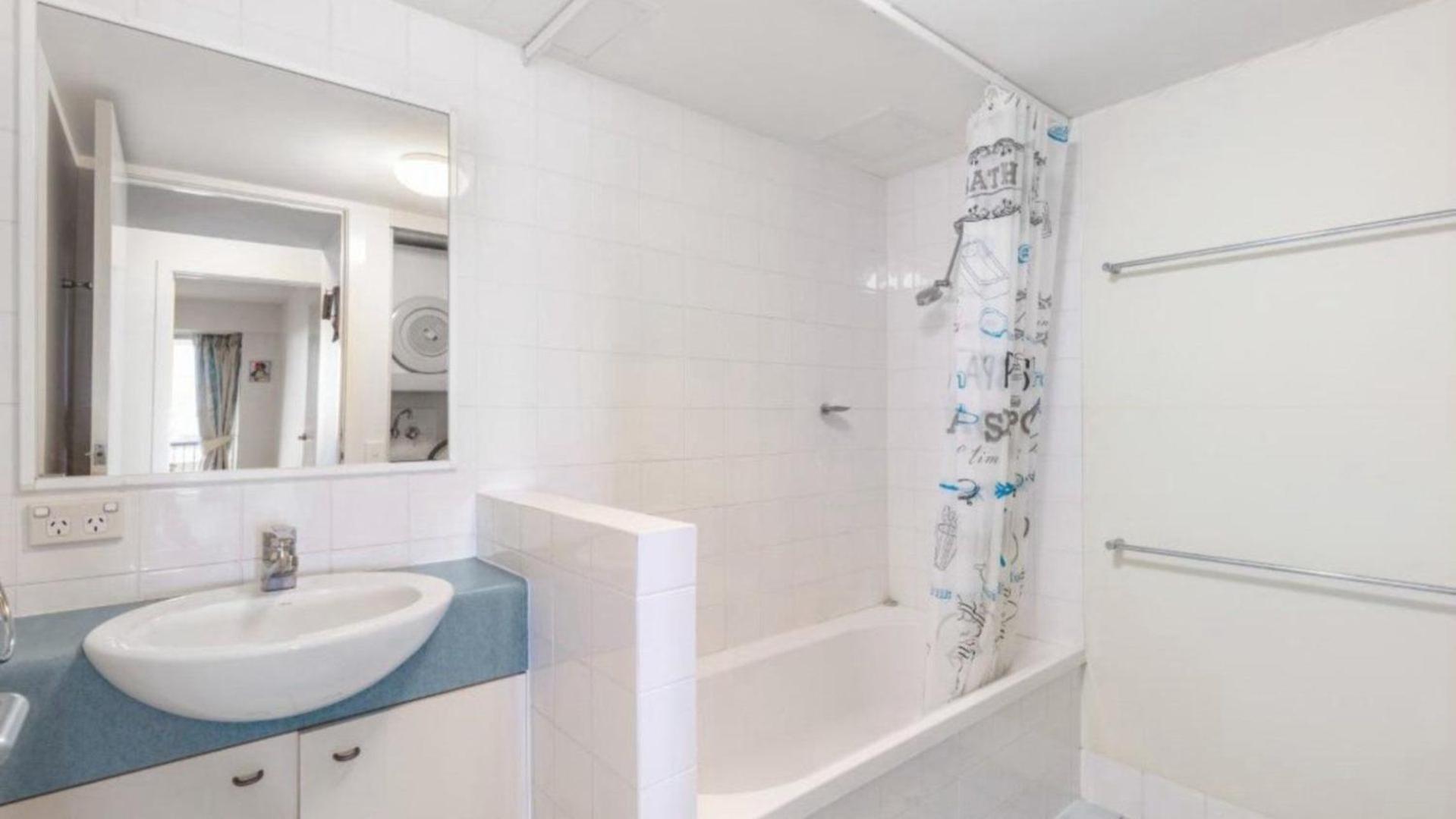 Highpoint Unit 2 Caloundra