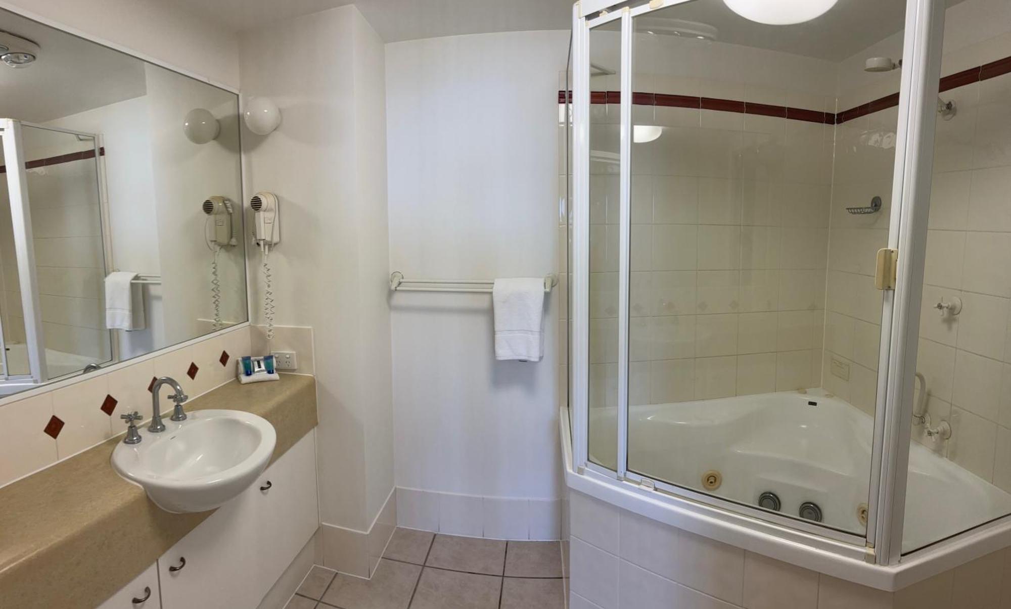 Kings Row Aparthotel Caloundra