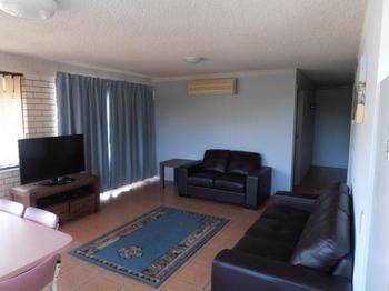 Beachside Court Aparthotel 3*