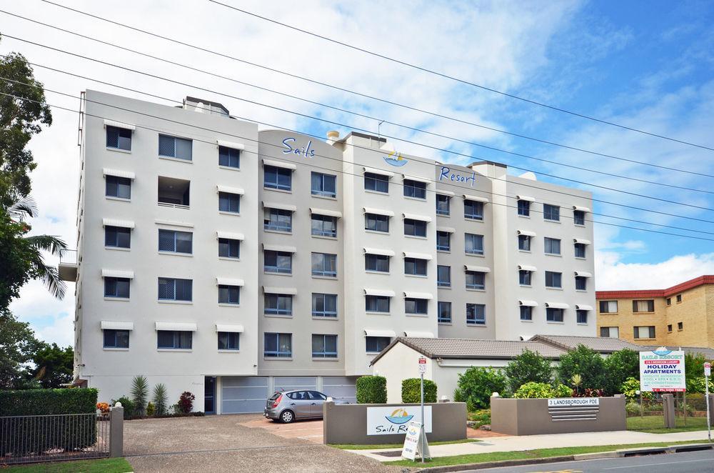 Sails Golden Aparthotel 4*