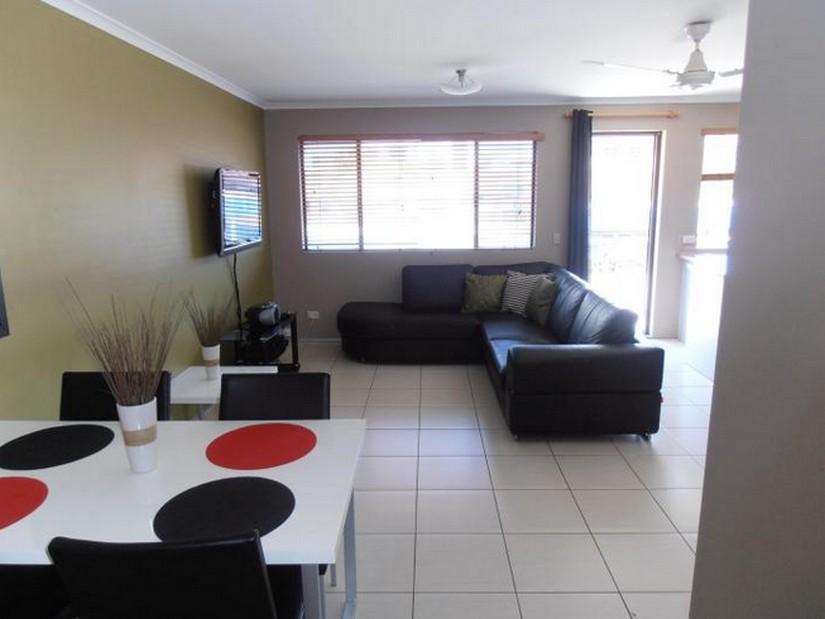 Beachside Court Aparthotel 3*