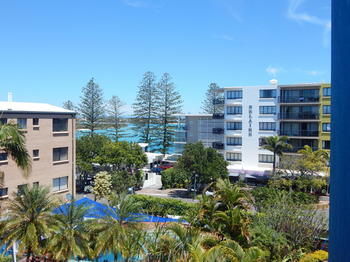 Tranquil Shores Aparthotel