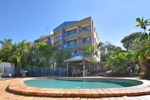 Lindomare Caloundra
