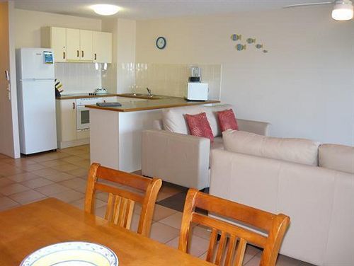 Sails Golden Aparthotel 4*