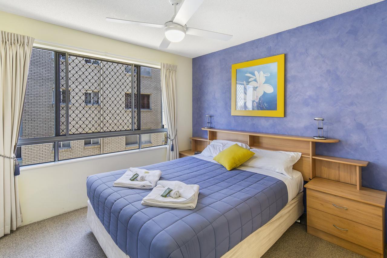 Cheltenham Aparthotel 3*