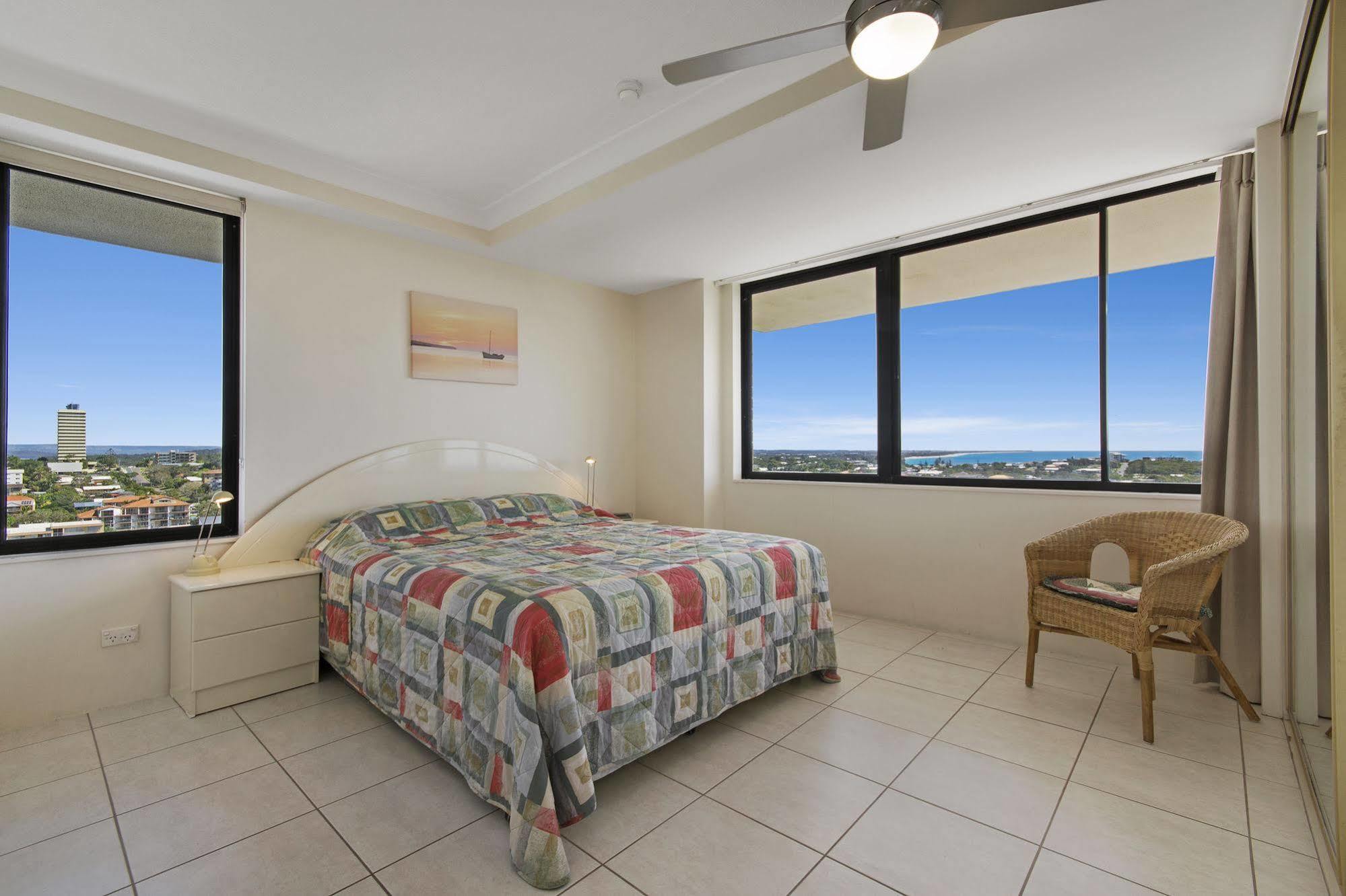 Burgess @ Kings Beach Aparthotel