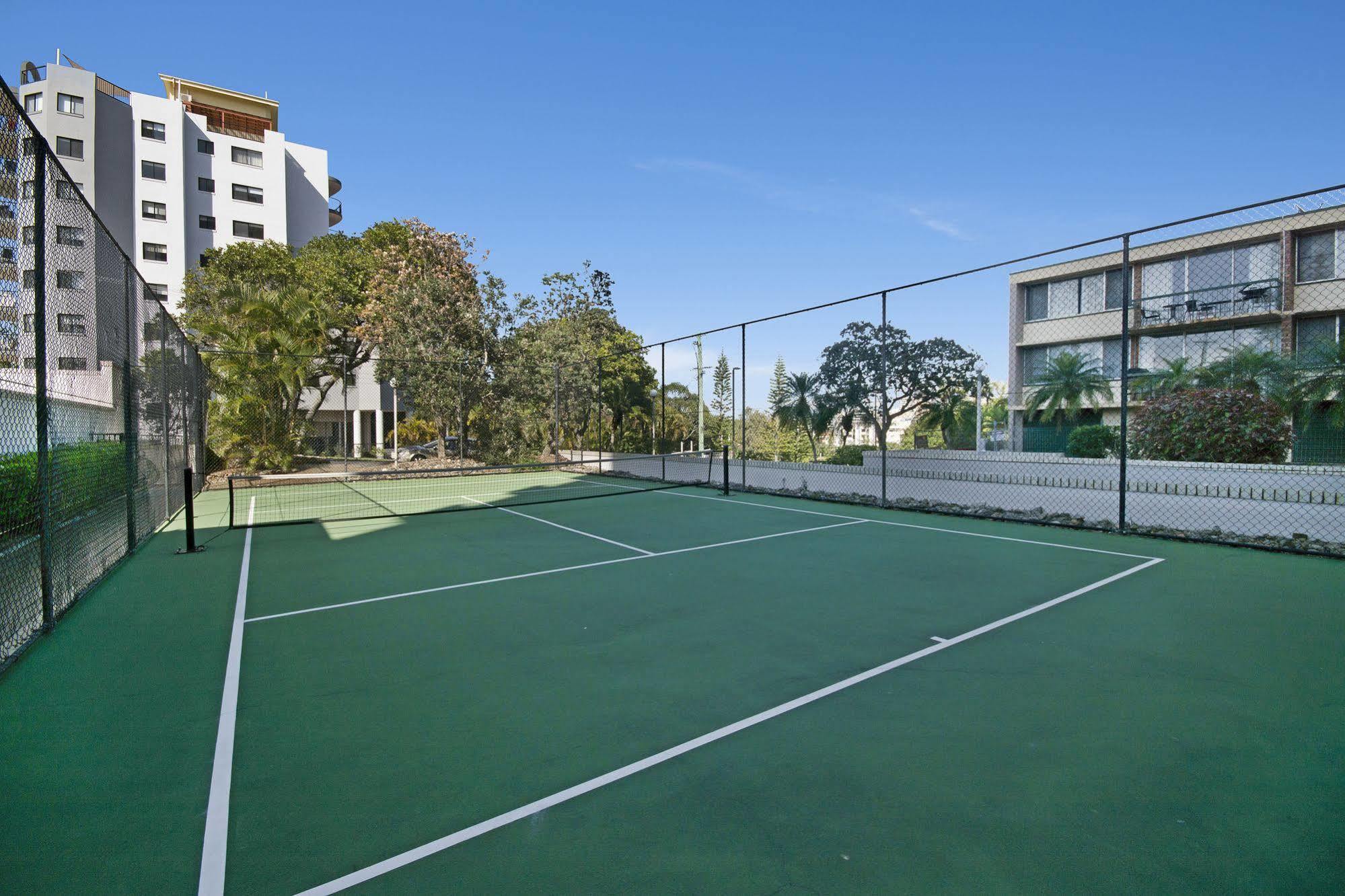 Aparthotel Burgess @ Kings Beach Caloundra