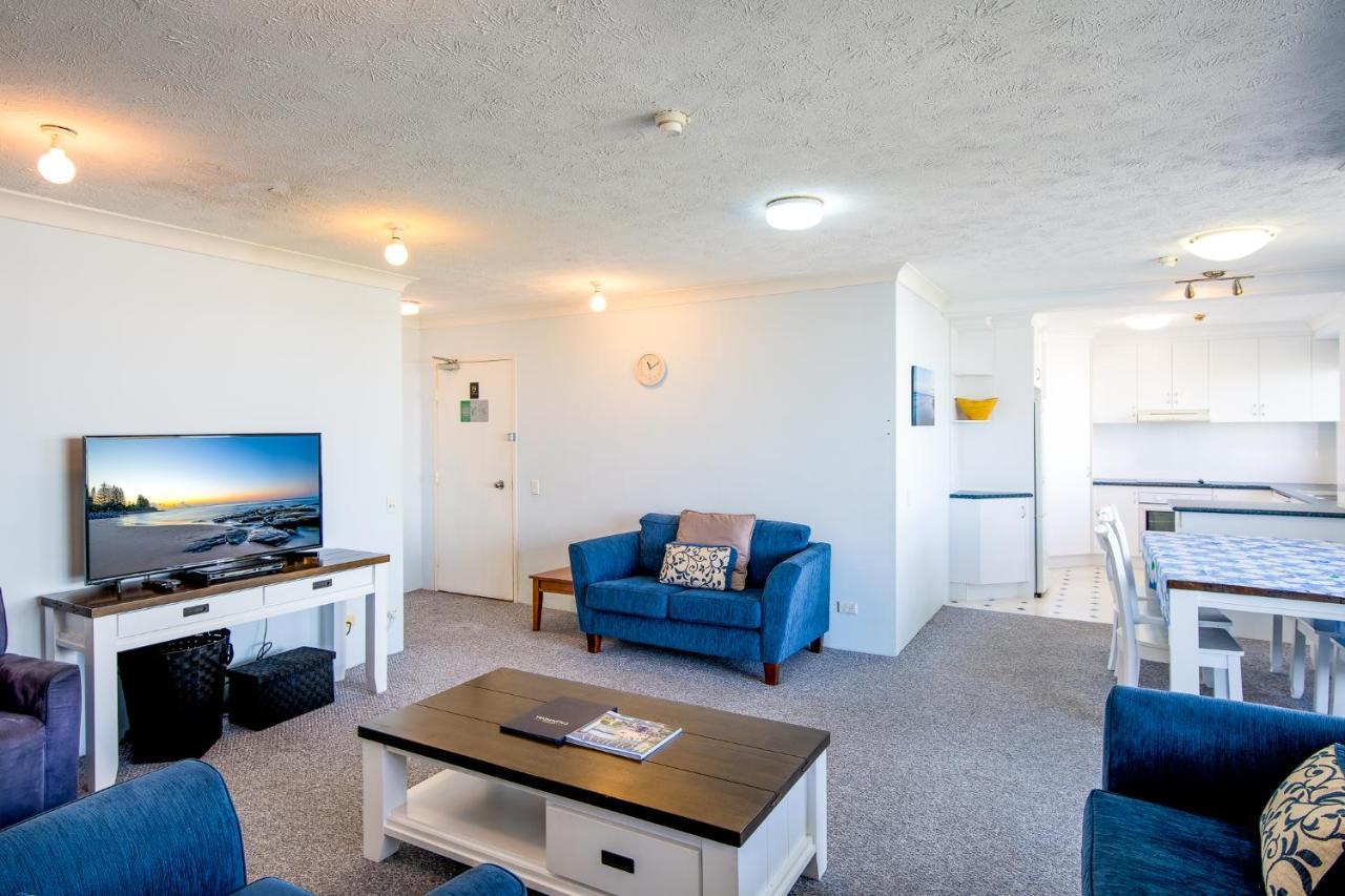 Burgess @ Kings Beach Aparthotel Caloundra