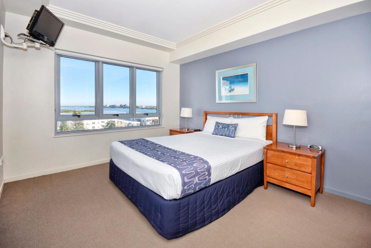 Pumicestone Blue 4* Caloundra
