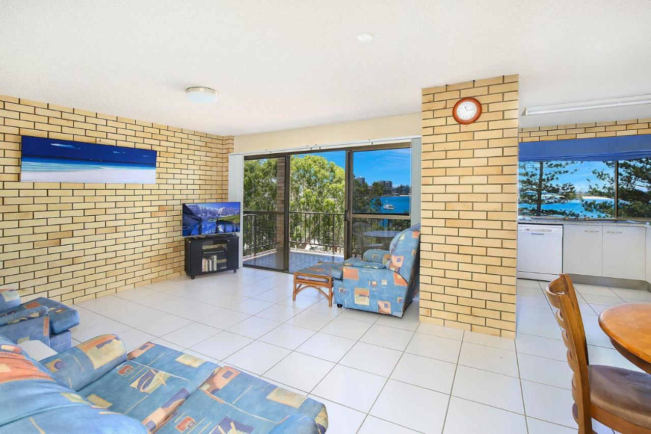 Golden Shores U8, 21 Landsborough Parade *