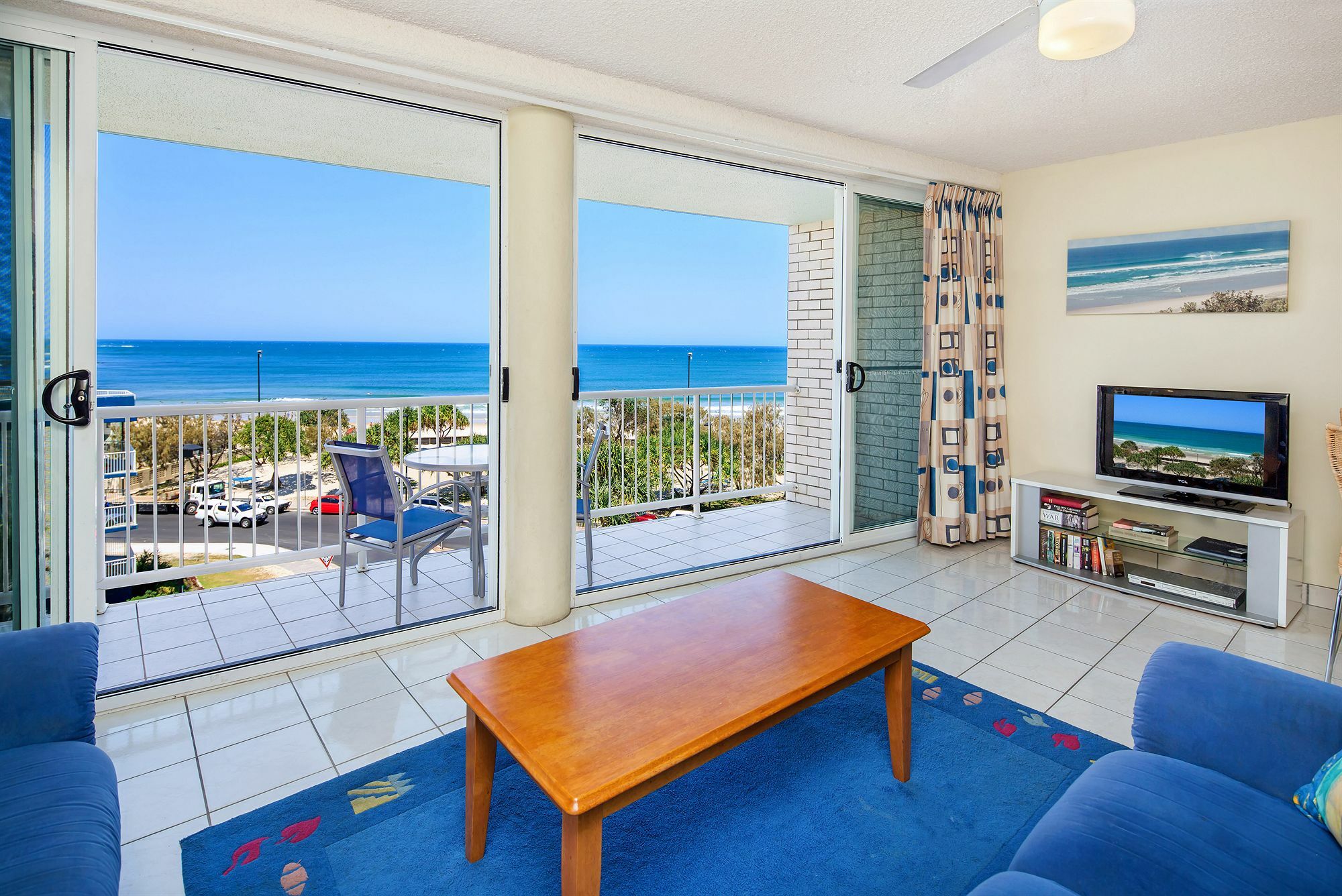 Capeview - Right On Kings Caloundra